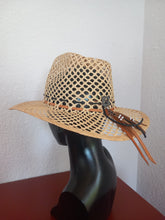 FEDORA 'Breeze Whisper'