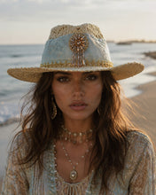 FEDORA 'GOLDEN SUNSHINE'