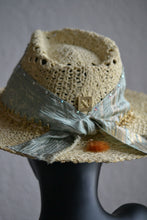 FEDORA 'GOLDEN SUNSHINE'