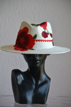 FEDORA 'DESERT ROSE'