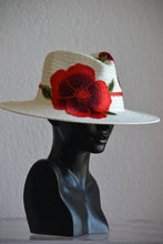 FEDORA 'DESERT ROSE'