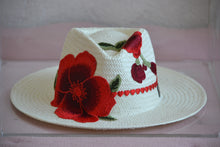 FEDORA 'DESERT ROSE'