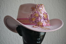 FEDORA 'ROSE WILDFLOWER