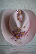 FEDORA 'ROSE WILDFLOWER
