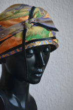 CLOCHE 'PALM OASIS'