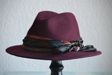 FEDORA 'BORDEAUX OBSIDIAN'