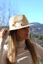 FEDORA 'Ivory Elegance'