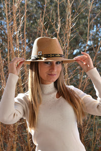 FEDORA 'Savannah Luxe'