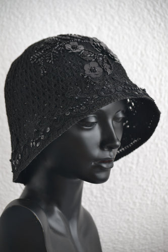CLOCHE 'ONYX POWER'