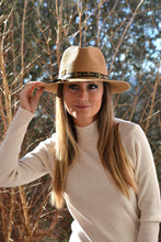 FEDORA 'Savannah Luxe'