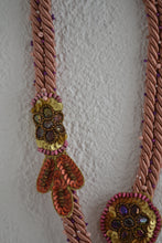 NECKLACE 'BLUSH FLOWER'