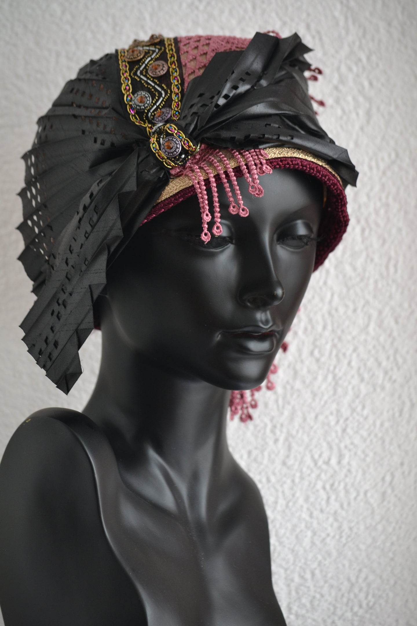 CLOCHE 'ORIGAMI ROSE'