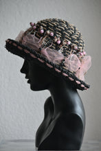 CLOCHE 'SAND BLOSSOM'