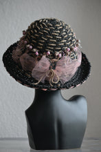 CLOCHE 'SAND BLOSSOM'