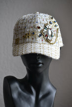 CAP 'HOLY GLOW'
