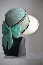 SUMMERHAT 'TURQUOIS HONEY'
