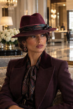 FEDORA 'BORDEAUX OBSIDIAN'