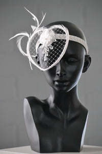 Fascinator 'FLY ME TO YOUR HEART'