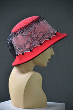 Cloche hat 'DENTELLE'